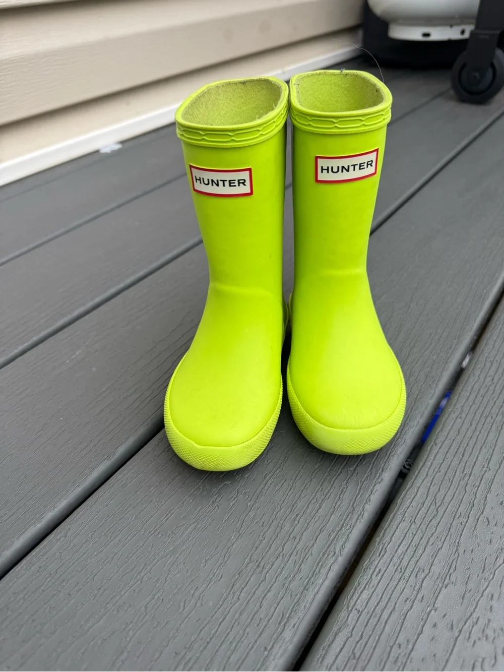 Hunter Neon Lime Kids' Rain Boots